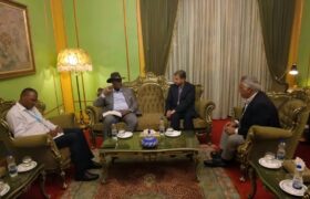 اوگاندا آماده توسعه تجارت با اصفهان در زمینه تجهیزات پزشکی و مزارع کشت ماهی است