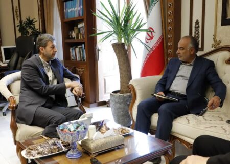 استاندار اصفهان: اصفهان میزبان جام جهانی کشتی آزاد تختی می‌شود