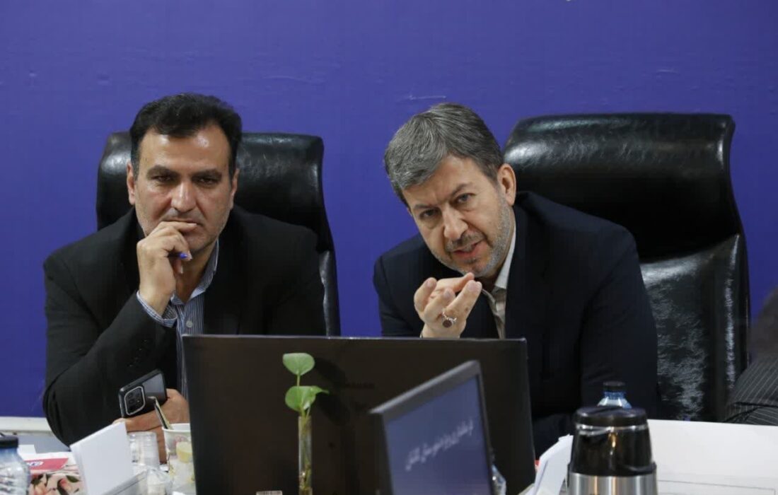 تأکید استاندار اصفهان بر عدالت آموزشی و هوشمندسازی مدارس با مشارکت خیرین کاشان