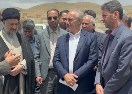 بازدید رییس سازمان برنامه و بودجه از پروژه‌های عمرانی، درمان و فرهنگی فریدن