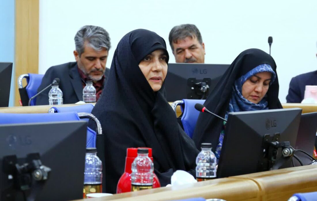 تأکید بر تشکیل خانواده کامل با همکاری دستگاه‌های اجرایی استان