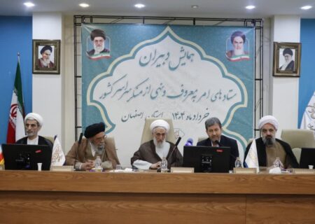 دبیرخانه شهرهای اسلامی در ترویج تقوا نقش محوری دارد