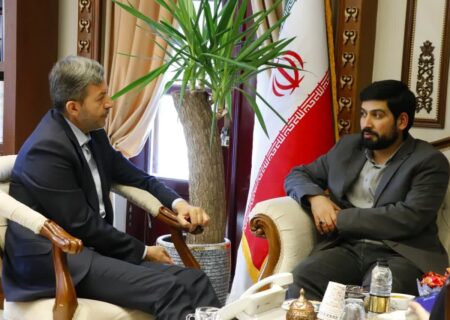 استاندار اصفهان: حمایت از فیلم‌سازان با تولید آثار خانواده ،کاهش آسیب‌های اجتماعی و فرزندآوری