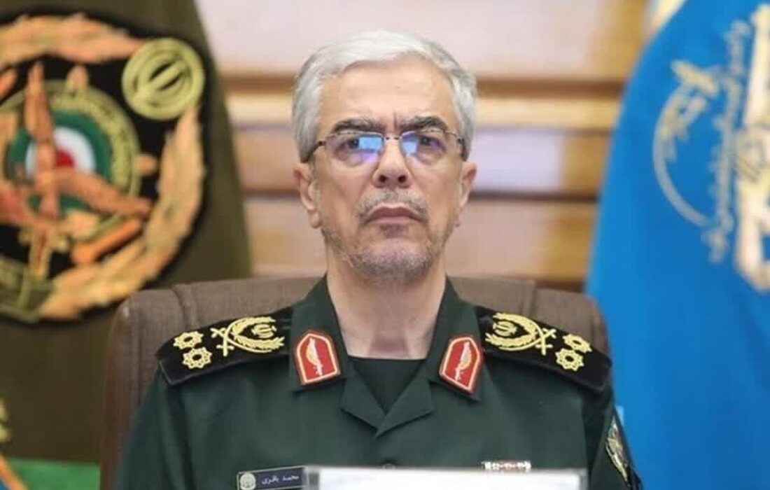 سرلشکر باقری: همکاری مشترک دانشگاه آزاد و نیروهای مسلح بدون هیچ محدودیتی ادامه مییابد