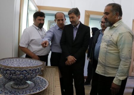 جمالی‌نژاد: خلق آثار افسانه‌ای ویژگی منحصر به‌فرد هنرمندان اصفهانی است