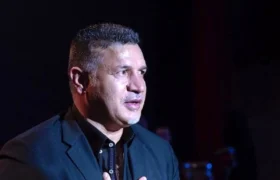 علی دایی: مام میهن پاینده باد