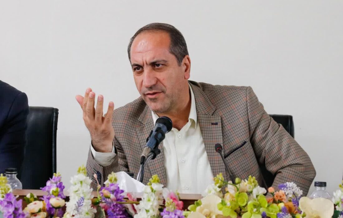 درویشی: بیداری ظرفیت‌های خفته جامعه در راستای گفتمان دولت وظیفه فرمانداران است