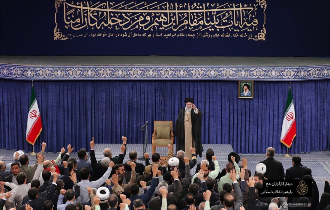 رهبر انقلاب: هیچ منفعتی برای امت اسلامی بالاتر از اتحاد نیست