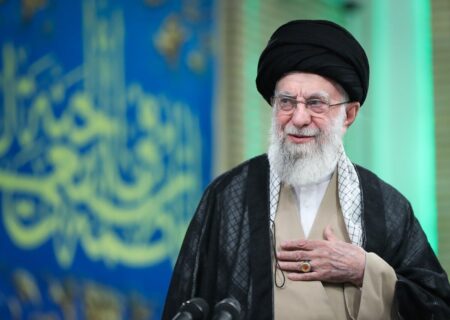 رهبر معظم انقلاب: کارگر سرمایه اصلی برای تحقق شعار سال است