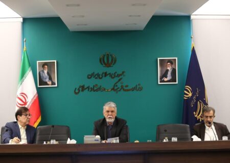 برای پرداختن به آینده هنر باید نقش دانشگاه‌ها را جدی‌ گرفت