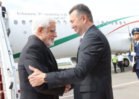 عارف وارد دوشنبه شد