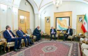 وزیر خارجه عراق وارد تهران شد