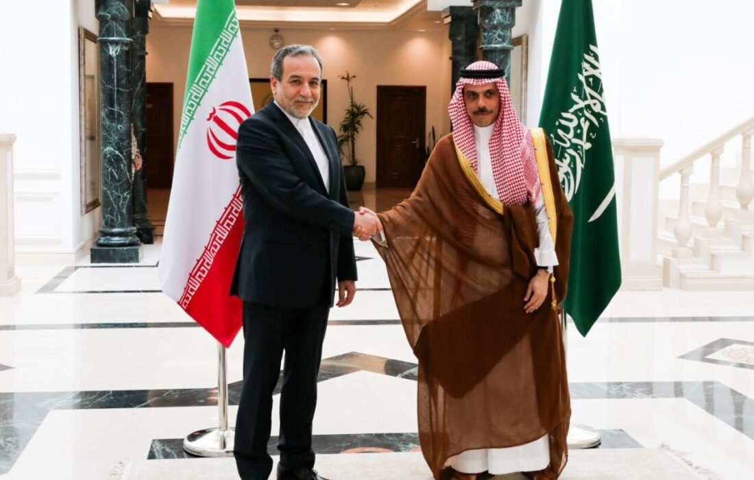 وزیر امور خارجه با همتای سعودی دیدار کرد