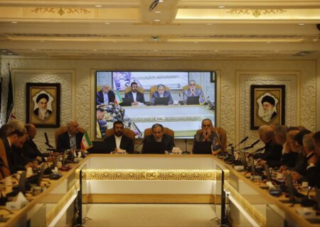 عراقچی بر نقش تنظیم‌گری و راهگشایی وزارت خارجه در روابط اقتصادی خارجی تاکید کرد