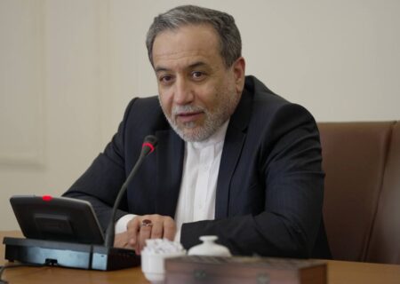 عراقچی: ایران در کنار تمامی برادران و خواهران مسلمان ایستاده است