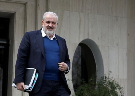 عذرخواهی وزیر نیرو از مردم بابت کاهش فشار آب