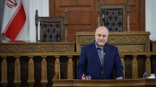 نگارش قانون در حوزه هوش مصنوعی با استفاده از دیدگاه ذینفعان فناوری انجام میشود