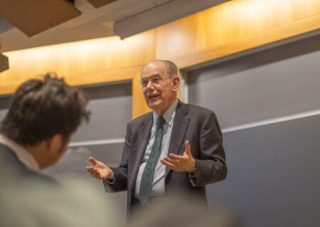 واشنگتن تحت تأثیر فشارهای رژیم صهیونیستی اصرار به عدم غنی‌سازی در ایران دارد