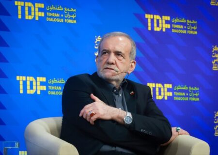 با گفت‌وگو برادری، صلح و تمدن ایران را معرفی می‌کنیم