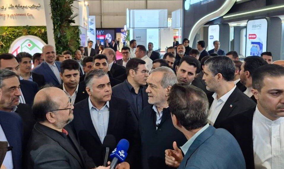 بازدید پزشکیان از بیستونهمین نمایشگاه نفت