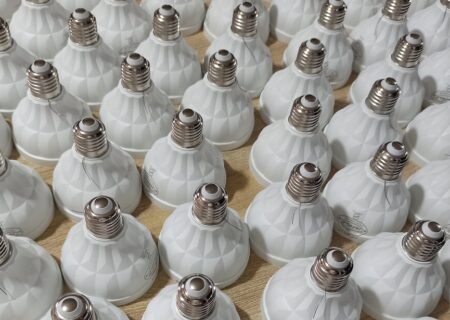 دروغ تازه: «تراشه‌های انفجاری» در «لامپ‌های ارزان»