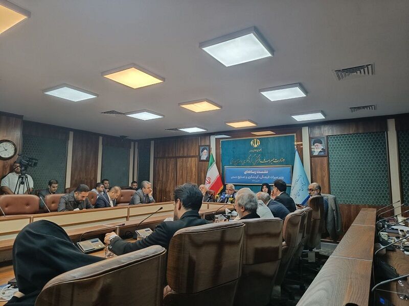 صالحی امیری: مجوز ساخت تأسیسات گردشگری در مراکز آبی کشور صادر شد