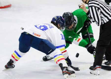 تیم ملی امید ایران نایب قهرمان هاکی روی یخ دختران آسیا شد