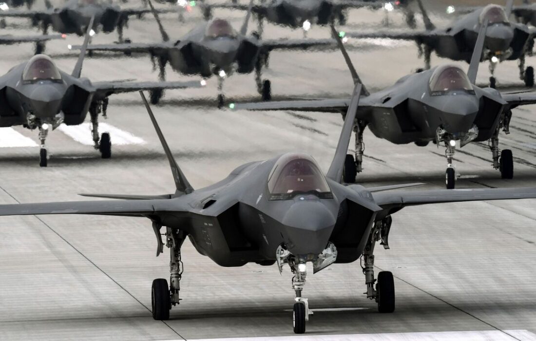 تصمیم انگلستان برای خرید ۱۲ جنگنده اف-۳۵آ از آمریکا