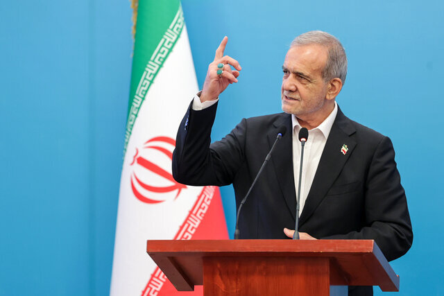 پزشکیان: به مدد همدلی و انسجام از این روزهای سخت عبور خواهیم کرد