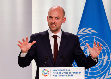 پاریس: ادامه یافتن فعالیت آژانس در ایران حیاتی است