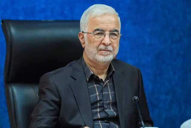 مومنی: در جنگ ۱۲ روزه از ذخایر استراتژیک استفاده نشد/ نیروهای امدادی، درمانی، امنیتی و انتظامی شب و روز پای کار هستند