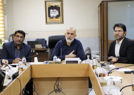 اجرای ۱۵ پروژه پیشران در استان/مناطق ویژه اقتصادی کاشان، شرق و سلامت در دست اقدام