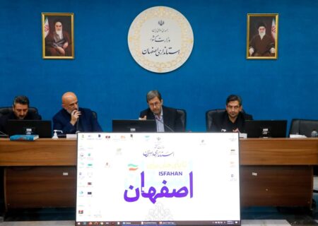 استاندار اصفهان: سیاست‌های راهبردی آب و توسعه پایدار شرق استان باید در قالب طرح جامع اجرایی شود