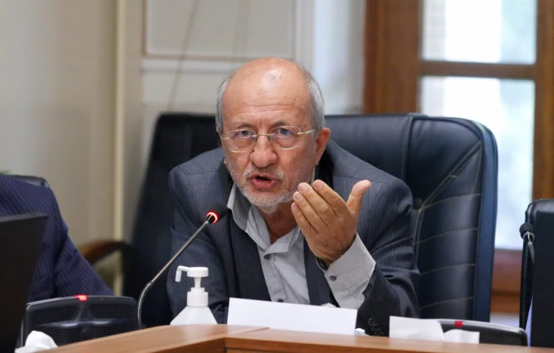 لزوم ورود اصفهان به ستاد مهندسی جبهه و جنگ/پاسخگویی دستگاه‌ها موجب اعتمادسازی در شرایط فعلی است