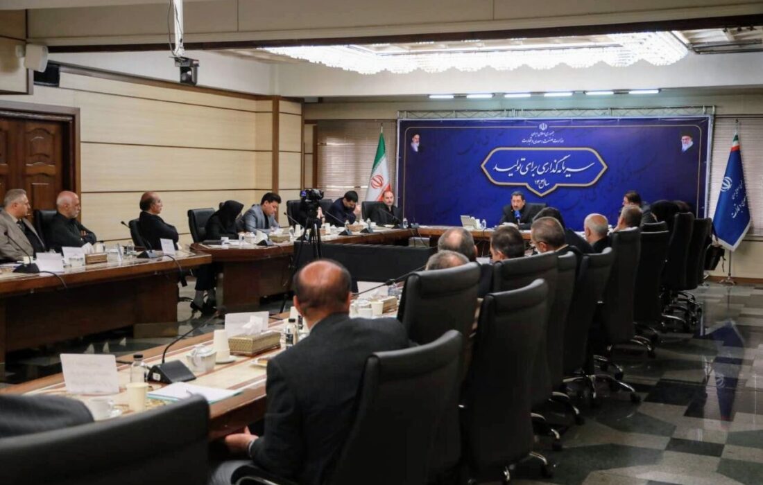 وزیر صمت: ایران با اتکا به توان داخل و همت فرزندان میهن بر دشمن متجاوز غلبه کرد