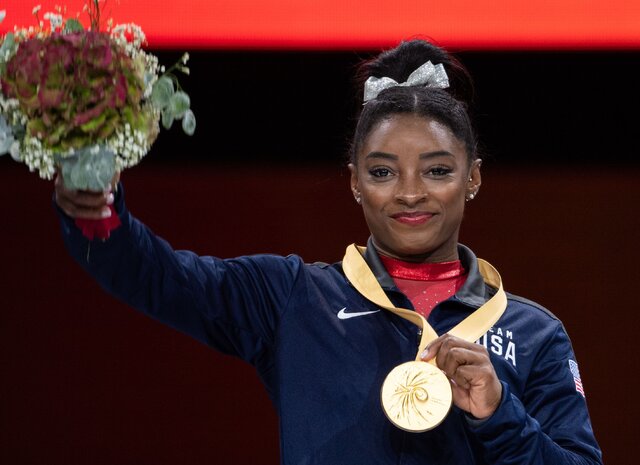 تردید پرافتخارترین ژیمناست جهان درباره حضور در المپیک لس‌انجلس