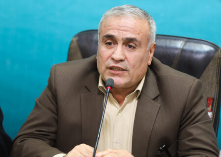 تلاشگران کارخانه ذوب آهن دل در گرو توسعه و بازگشت به روزهای اُوج را دارند