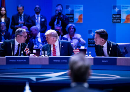 بلومبرگ: هیچ‌کس در ناتو ادعای ترامپ درباره تاثیر حملات به ایران را باور نکرد