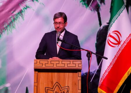 تعزیه فرصتی برای تجلیل از هنرهایی با ریشه تاریخی است