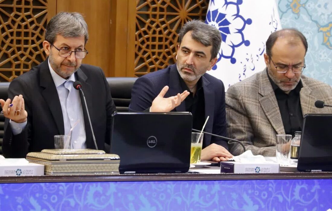 مدیران بخش خصوصی و دولتی در تقابل با چالش‌ها نوآوری داشته باشند/باید دشمن را با تاکتیک‌های خودش شکست داد