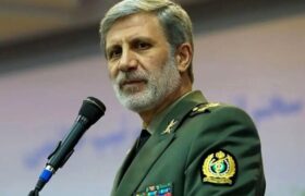 فرمانده کل ارتش: دشمن را زیر نظر داریم و اشتباهش را با شدت پاسخ خواهیم داد