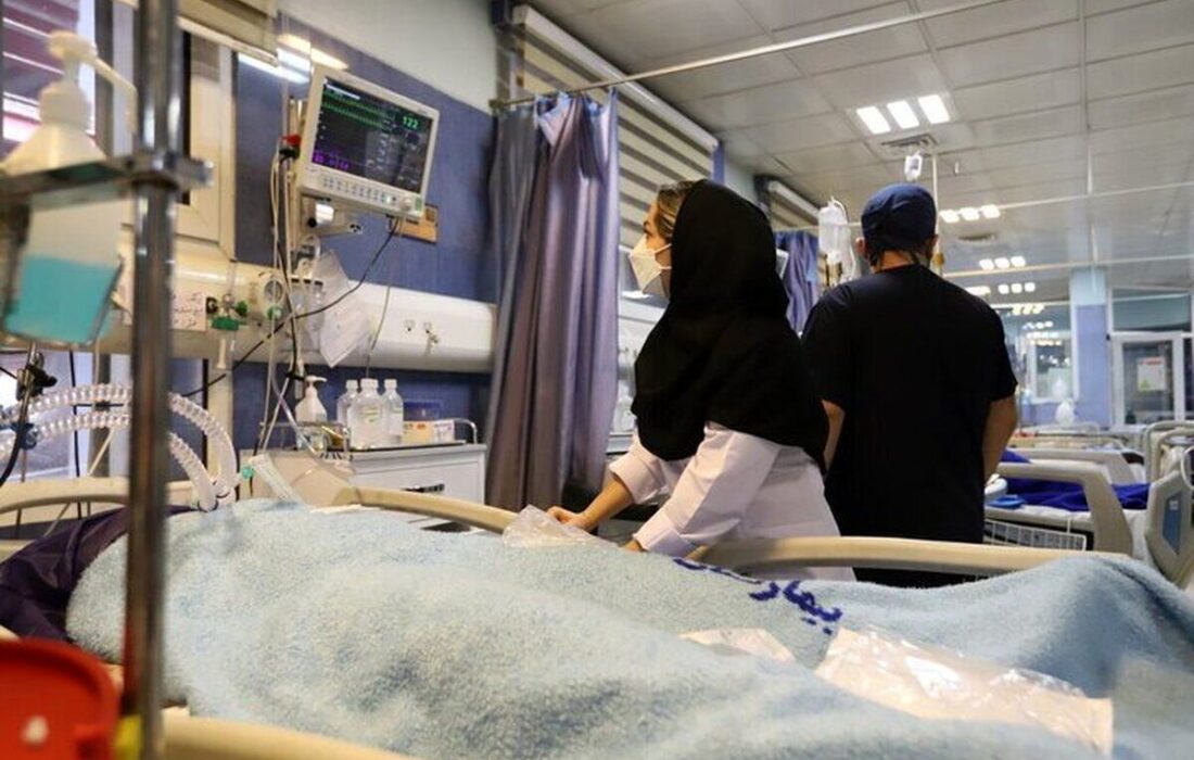 مسمومیت غذایی ۱۱ نفر در بندرعباس