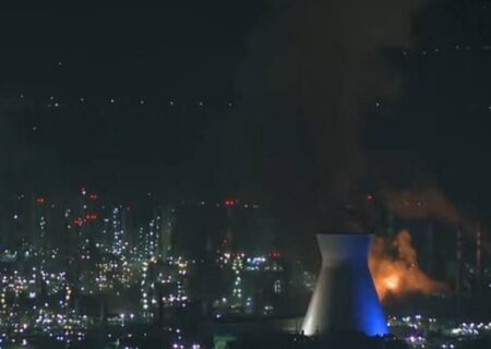 اصابت موشک های ایران حیفا را در خاموشی فرو برد