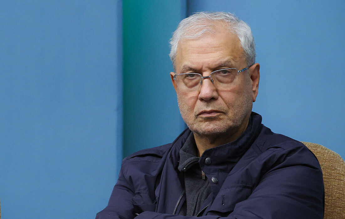 هوا را از من بگیر اما خنده‌ات را نه