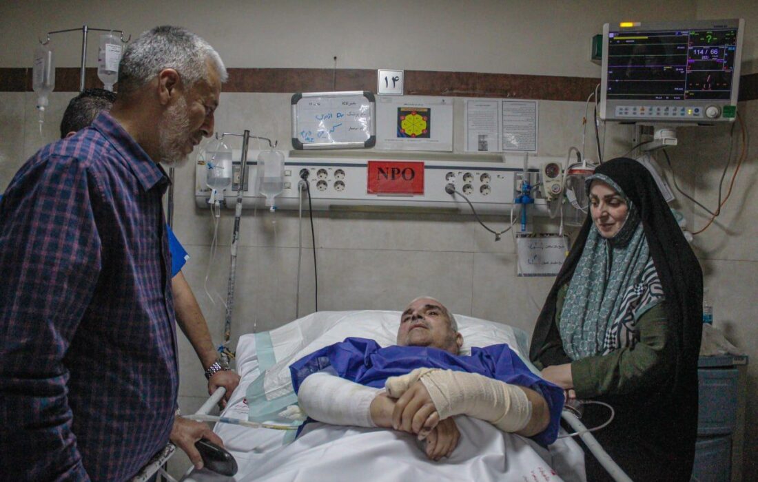 دریادار سیاری:بیمارستان‌های ارتش در خدمت مجروحان حمله رژیم صهیونیستی است