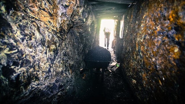 ریزش معدن طلا در سودان جان ۵۰ نفر را گرفت