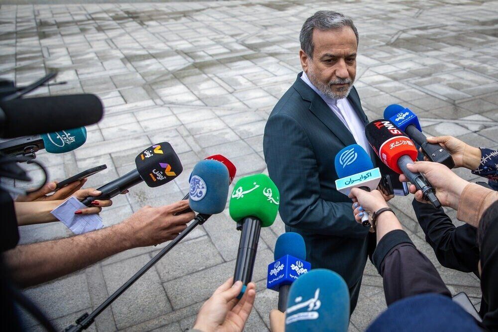 عراقچی: برای دفاع از ایران تنها به خود و نیروهای مسلحمان اعتماد داریم