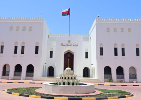 عمان: تجاوز اسرائیل به ایران نقض آشکار قوانین بین المللی است