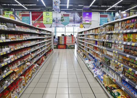 فروشگاه‌های شهروند در تمام ایام هفته آماده خدمات رسانی به همشهریان است