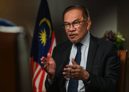 استقبال نخست وزیر مالزی از آتش‌بس و صلح عادلانه در خاورمیانه